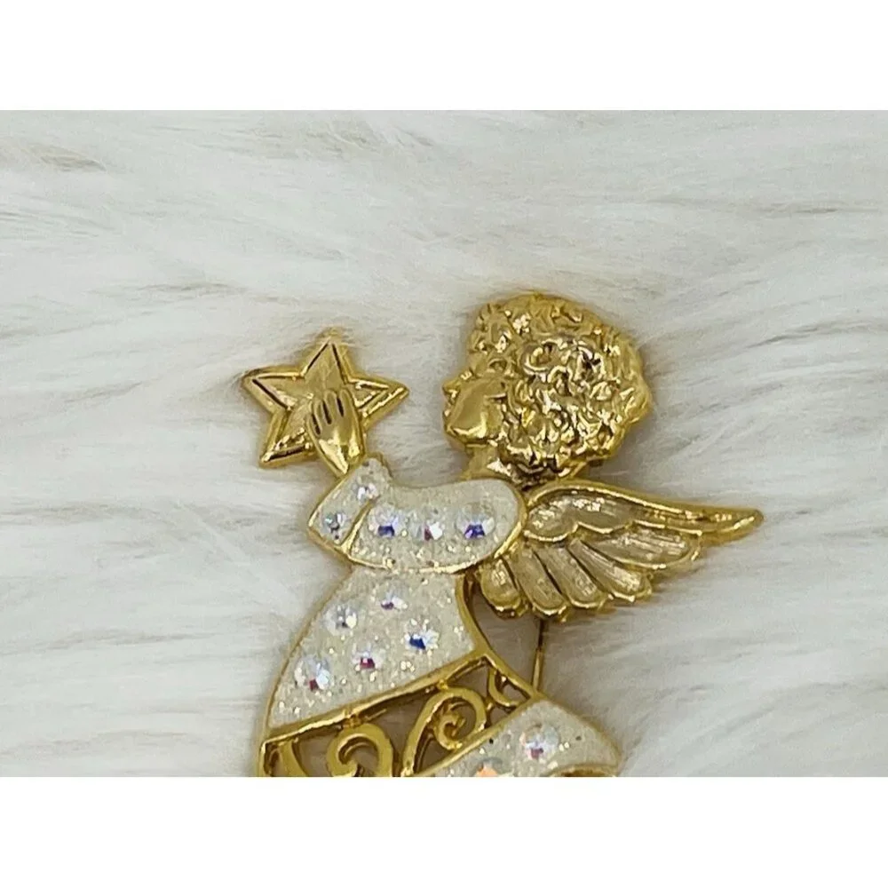 Vintage Brooch Gold Tone Pin 2